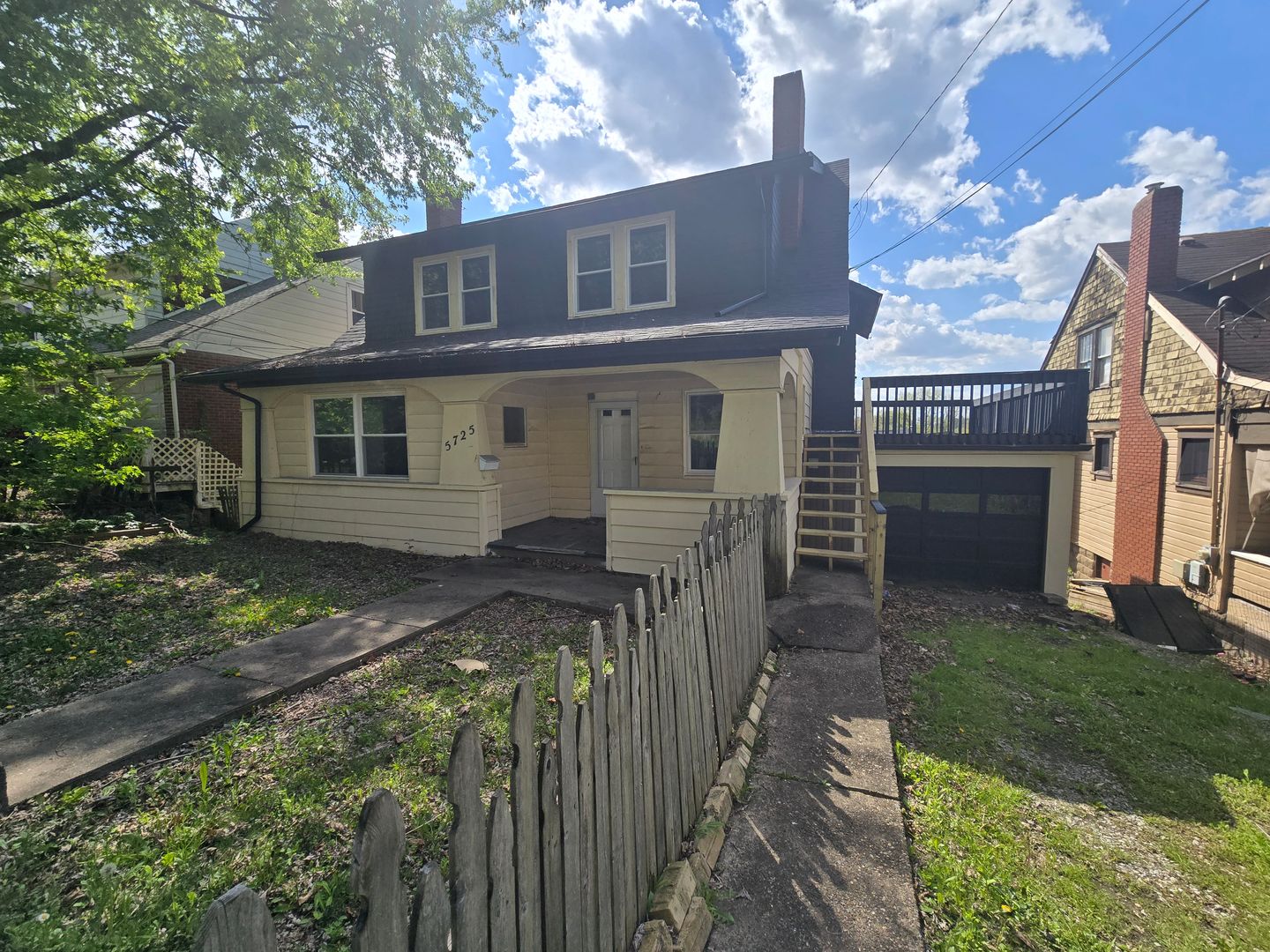 Verona Apartment: 5725 Verona Road