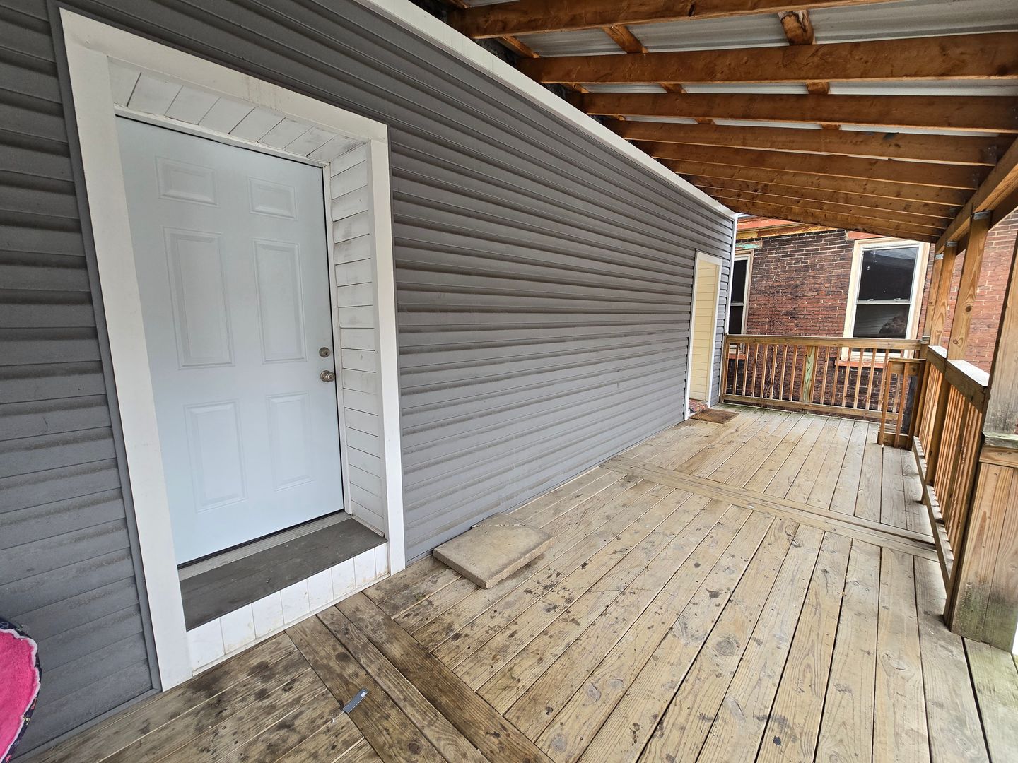 Pittsburgh Apartment: 920 Main Street