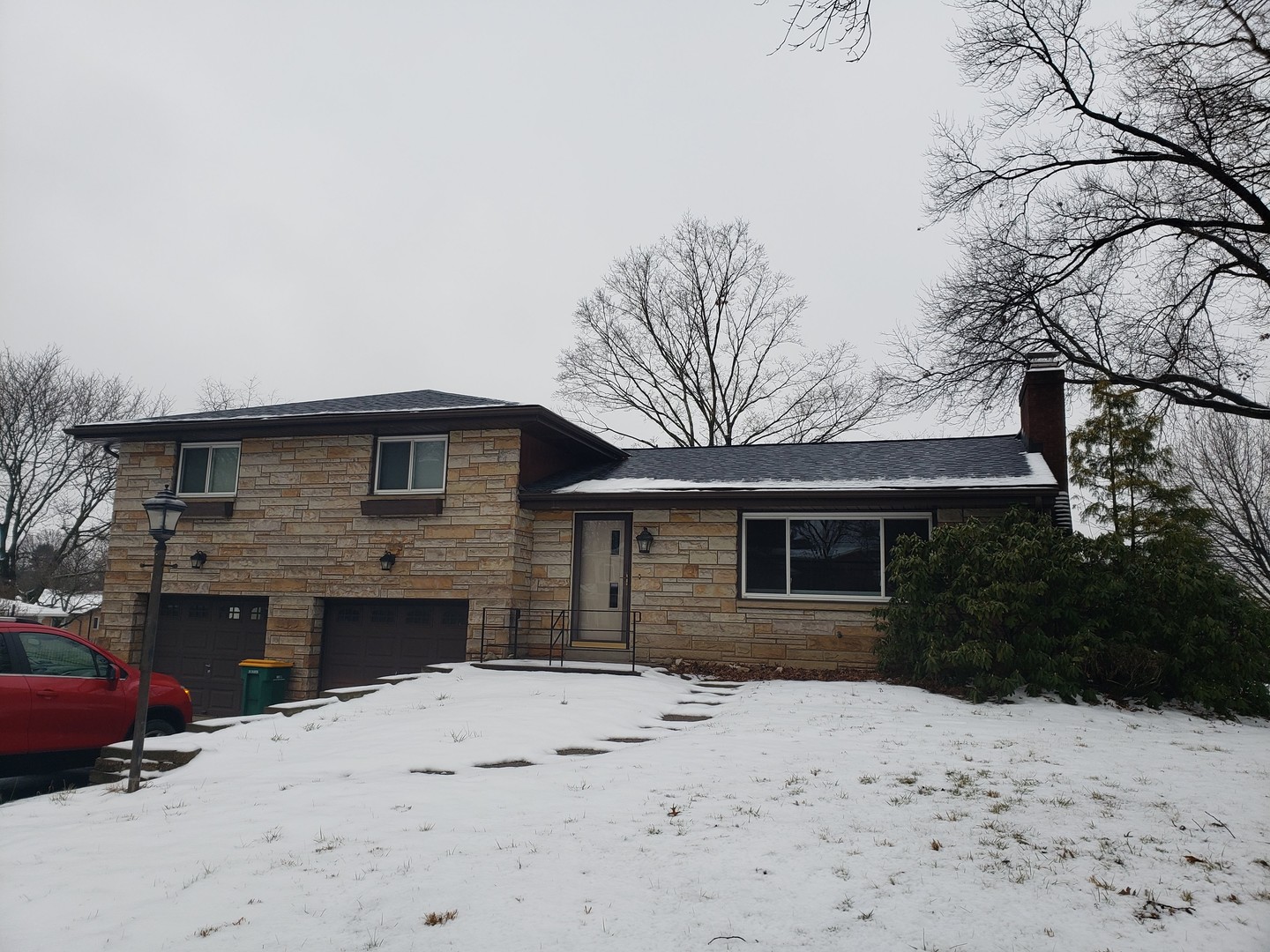 Pittsburgh House: 343 Goldsmith Rd