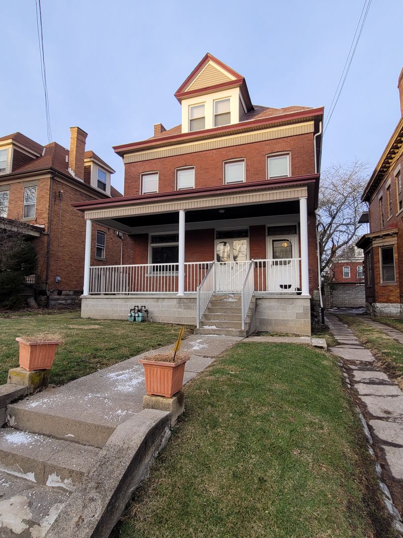 Pittsburgh Apartment: 1714 Termon Avenue