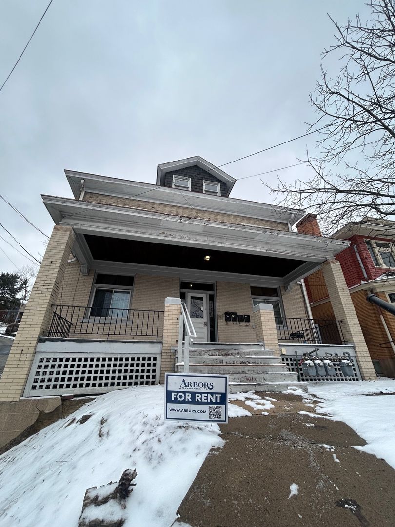 Pittsburgh Apartment: 2 Bonvue Street