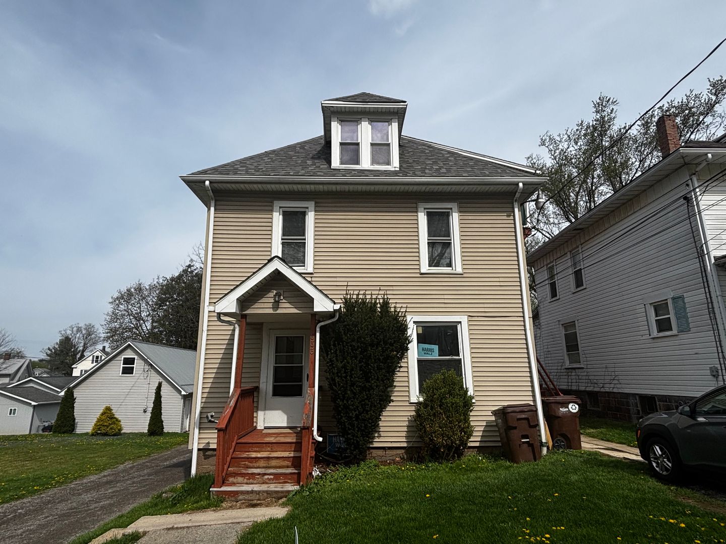 Grove City Apartment: 633 S Center Street
