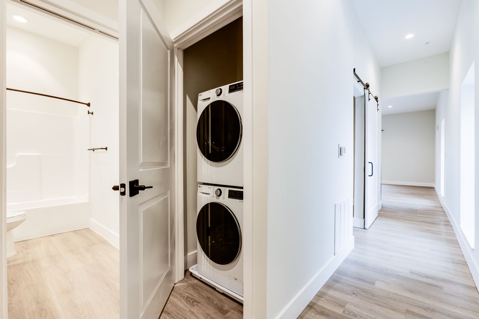 Laundry room at gra200 (3 of 6)