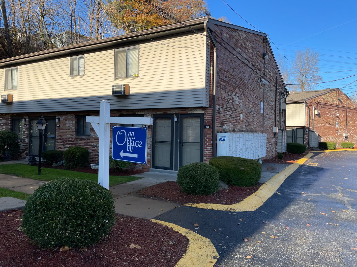 Pittsburgh Apartment: 301 Station Street