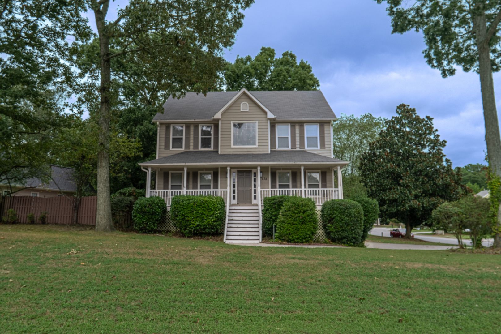 Lawrenceville House: 722 Thornapple Trail