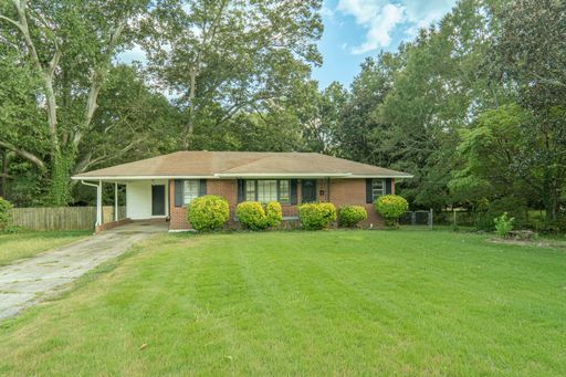 3 Bedroom Rental – 593 Hurt, Rd SW, Smyrna, GA 30082