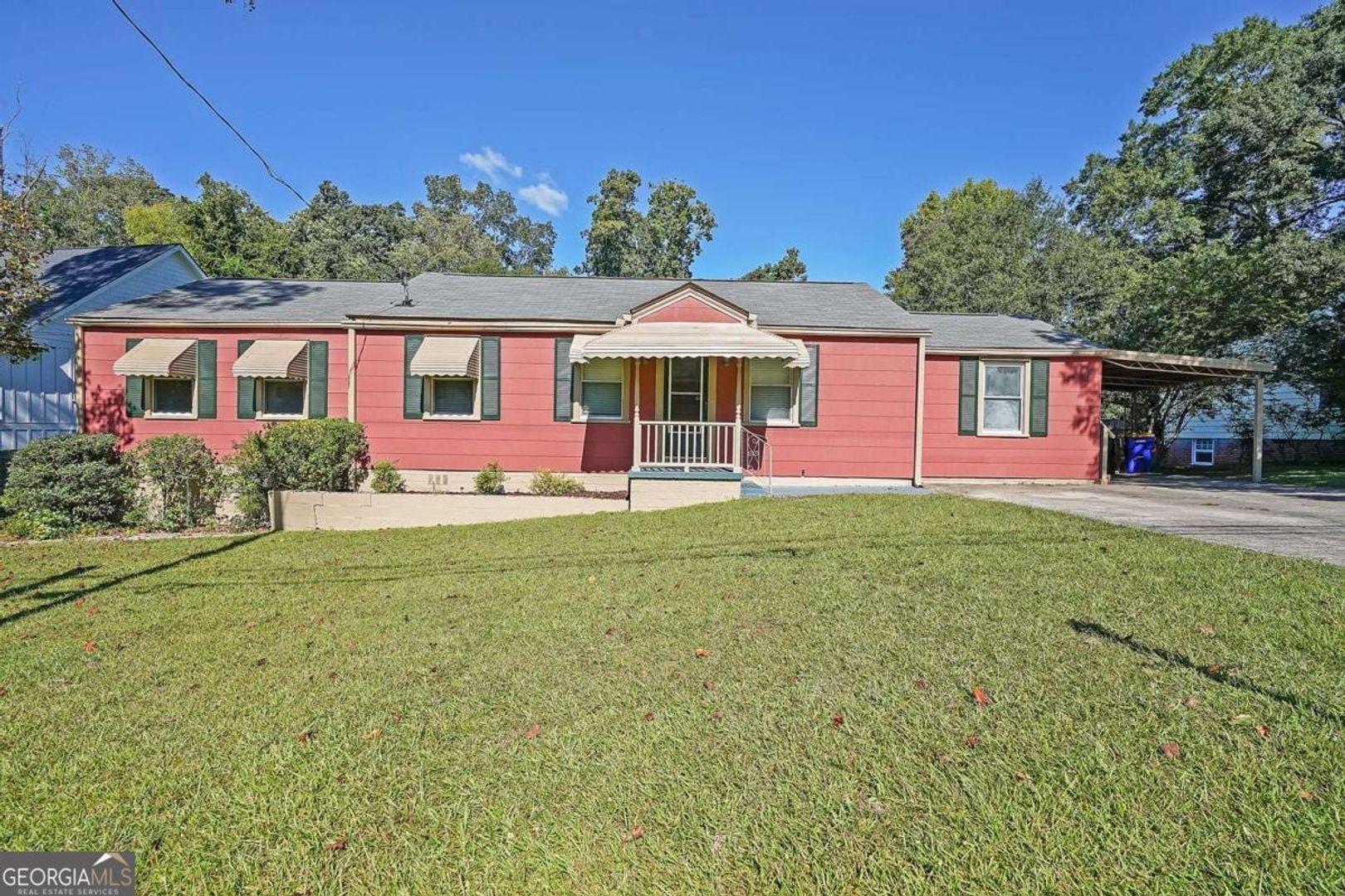 Smyrna House: 2055 Anderson Dr SE