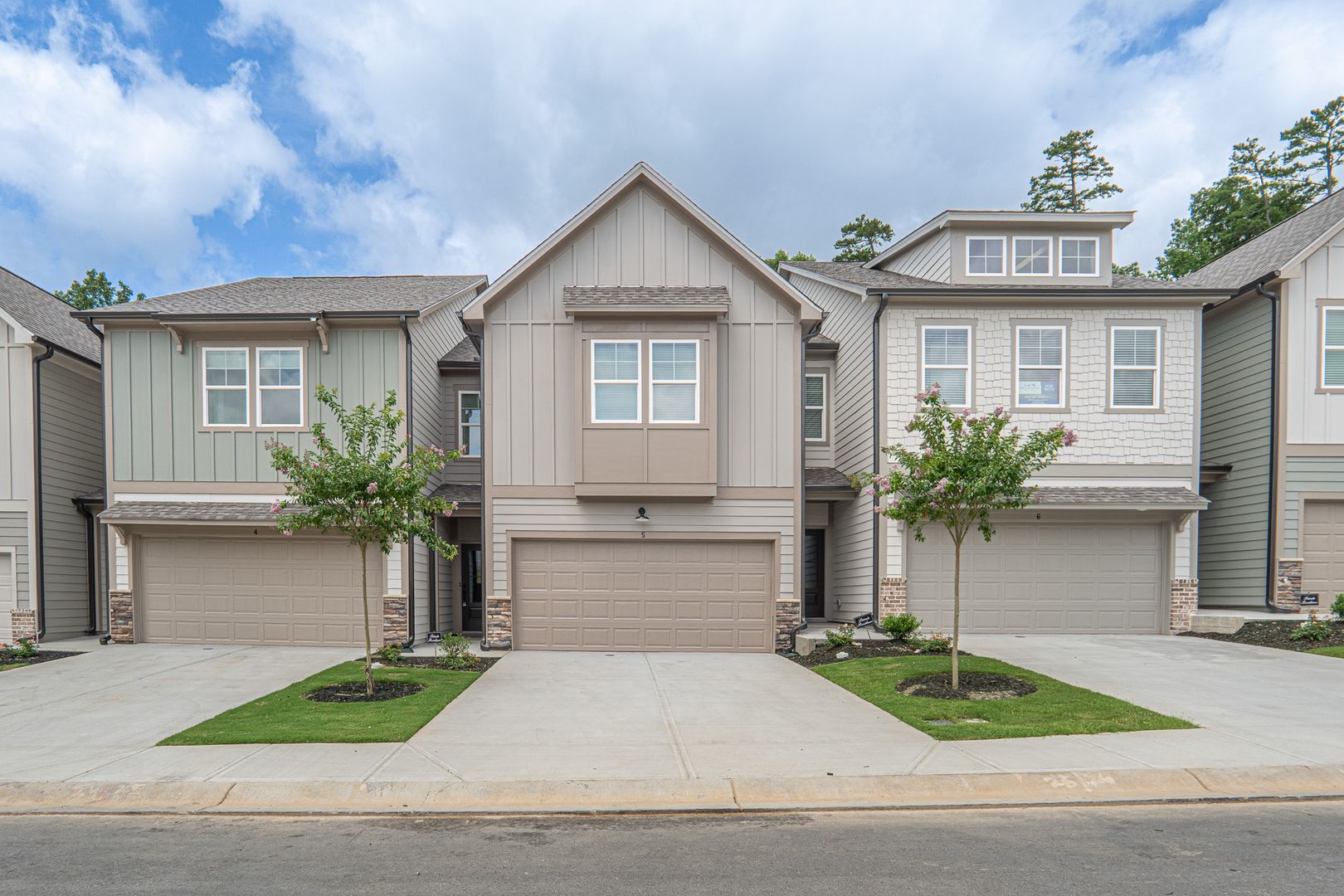 Jasper House: 365 Summit View Lane, Unit 5,