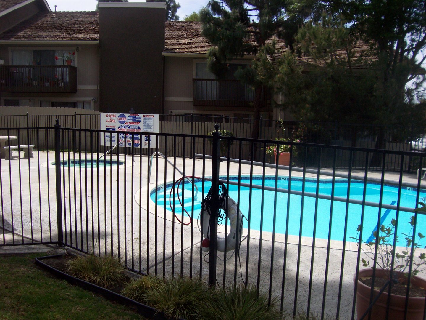 Vista Apartment: 1701 Calle Jules