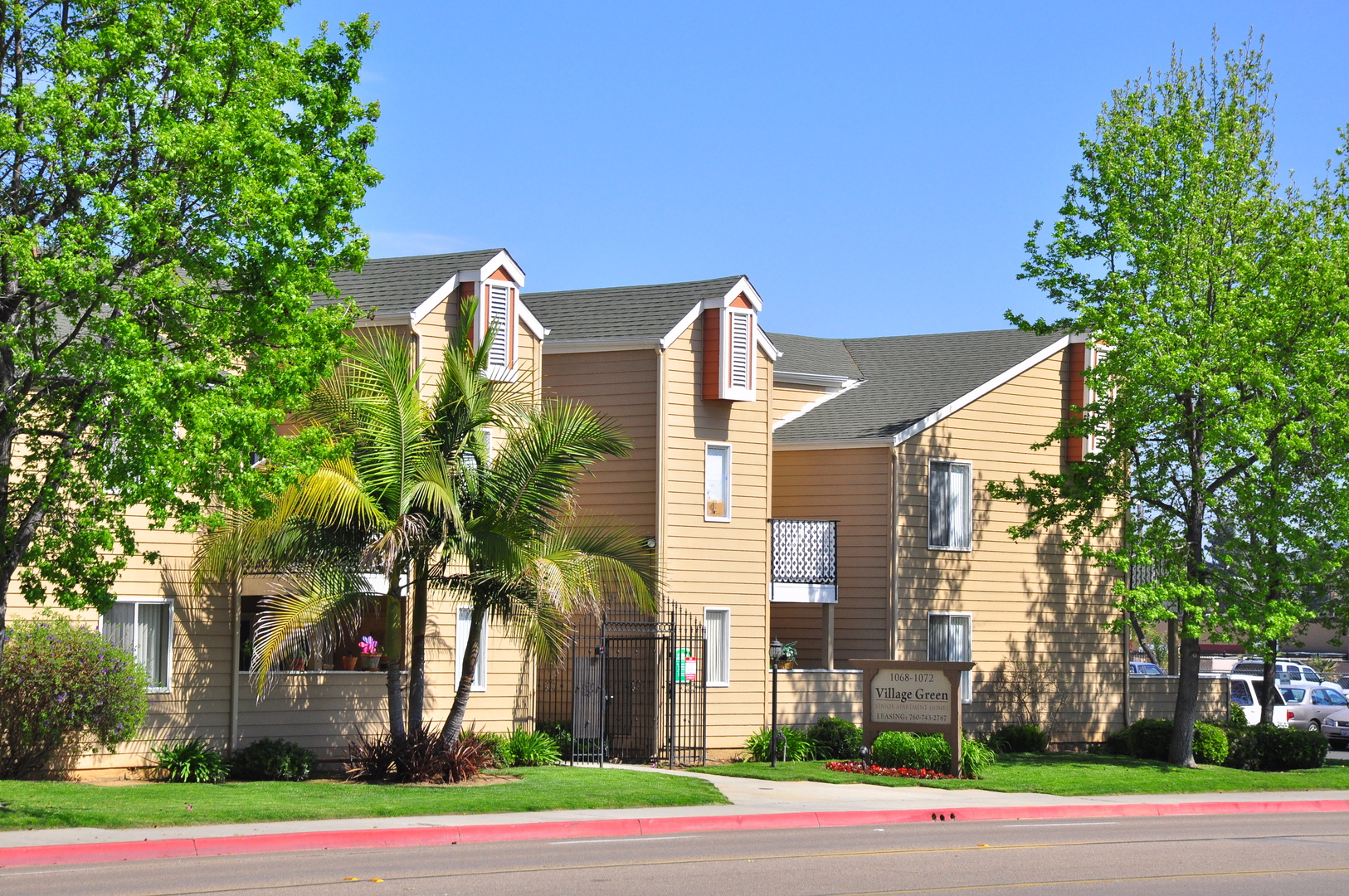 Escondido Apartment: 1068 North Broadway