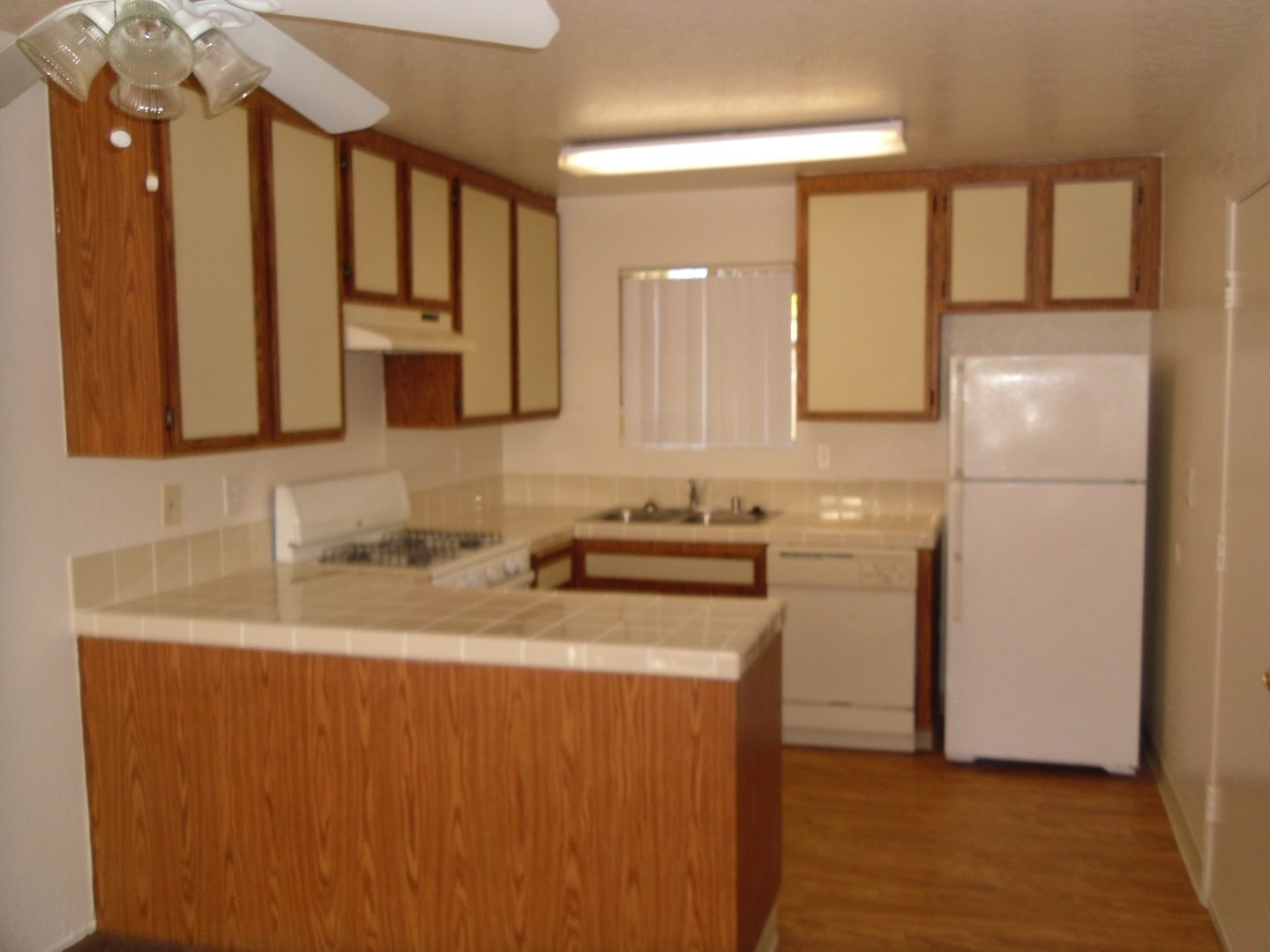 Escondido Apartment: 1337 North Broadway