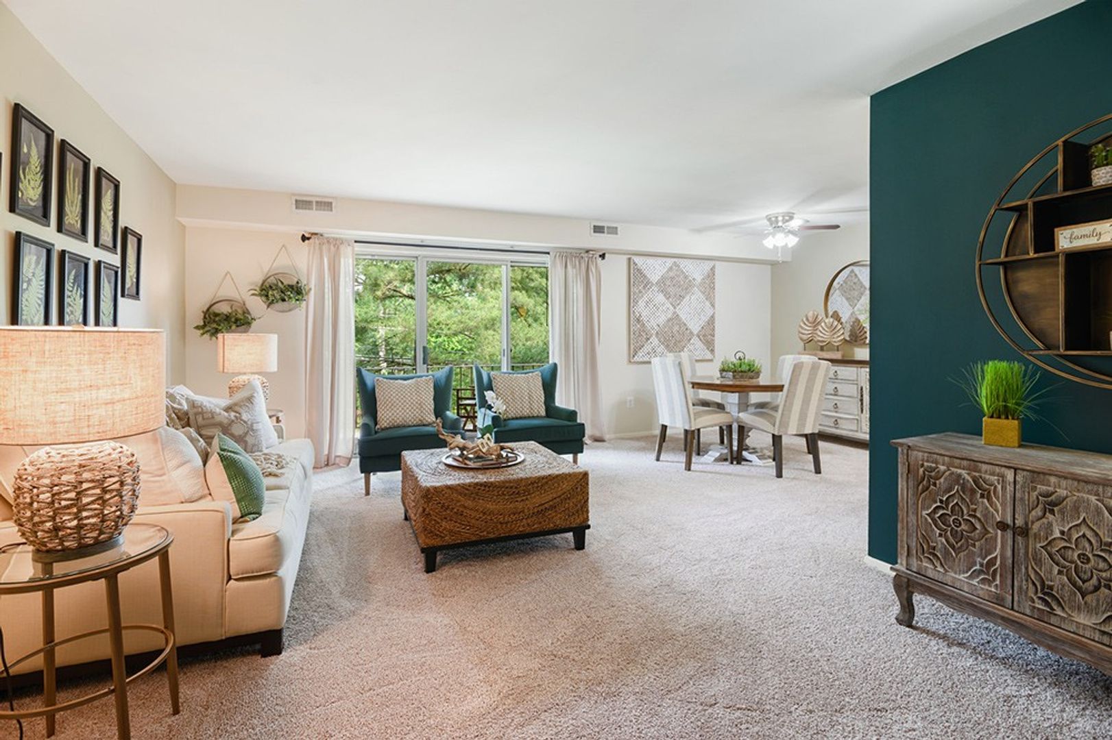 Gaithersburg Apartment: 340 N. Summit Ave #4