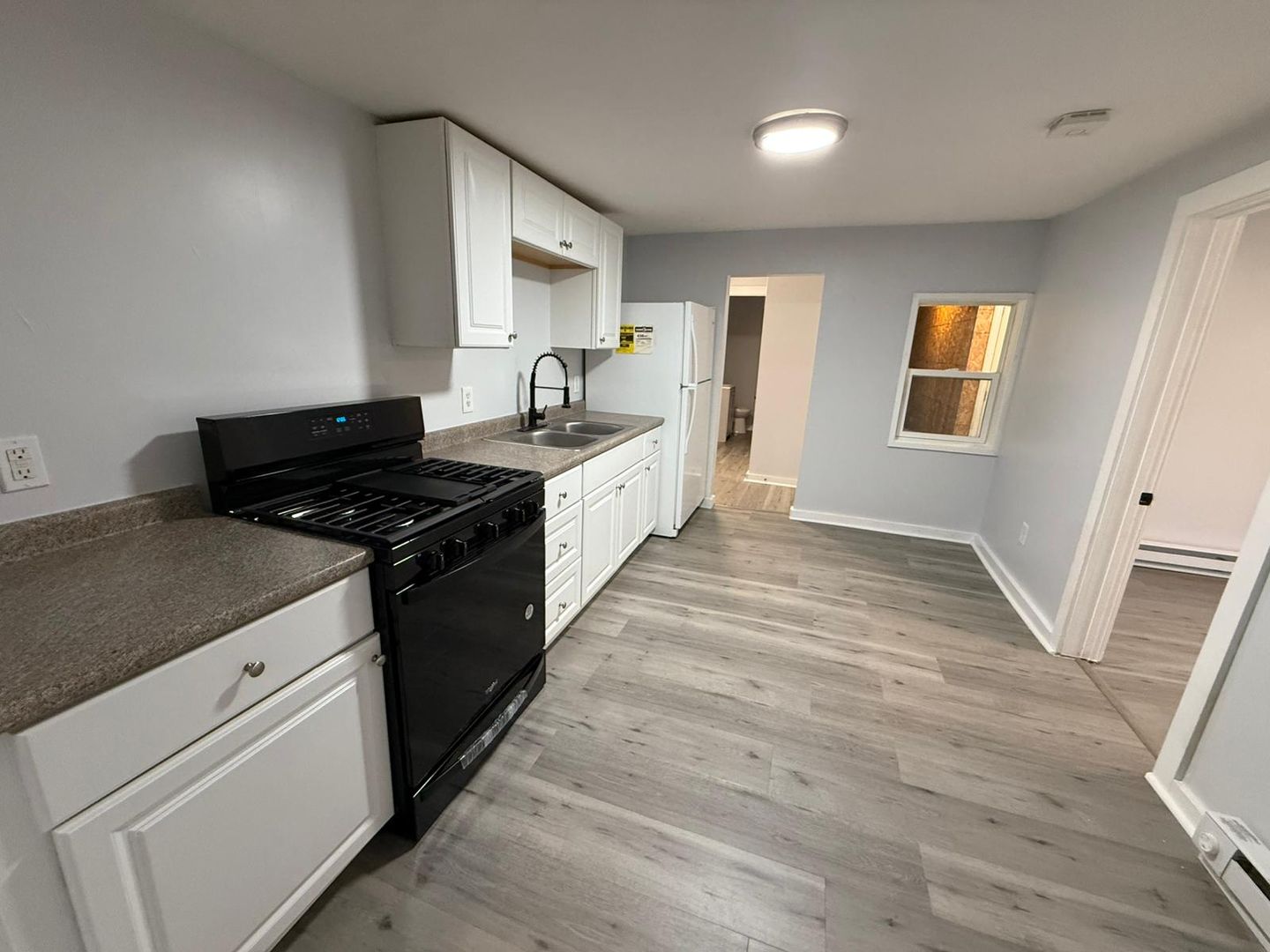 Southbridge Apartment: 33 Union Street