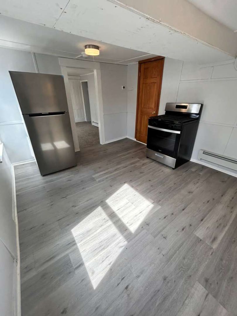 Spencer Apartment: 14-16 Maple St