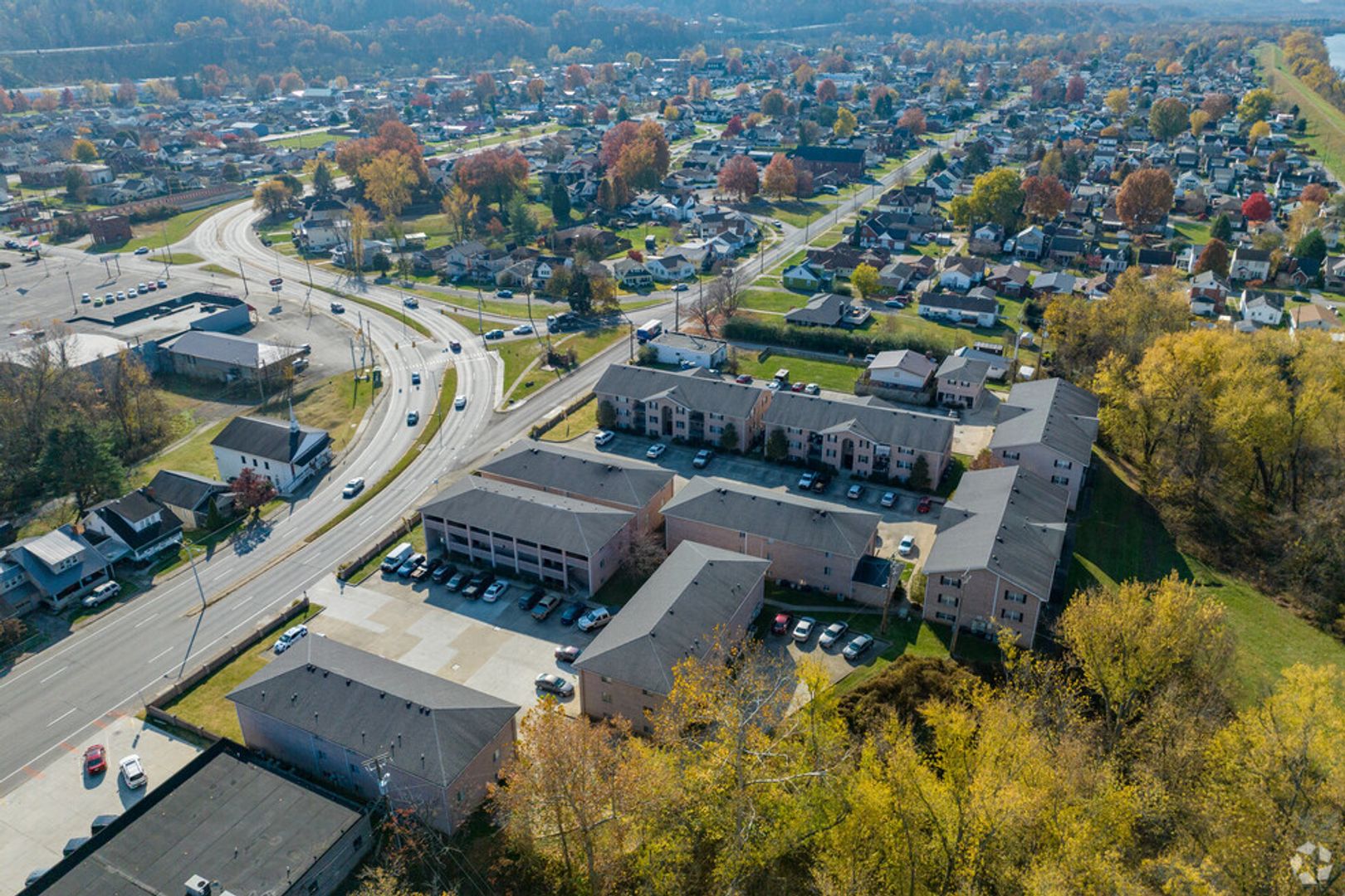 Huntington Apartment: 2956 Auburn Road