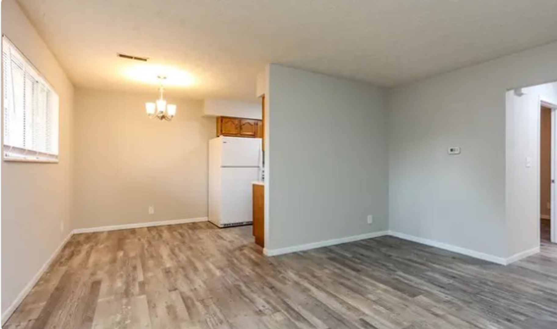 Huntington Apartment: 2956 Auburn Road