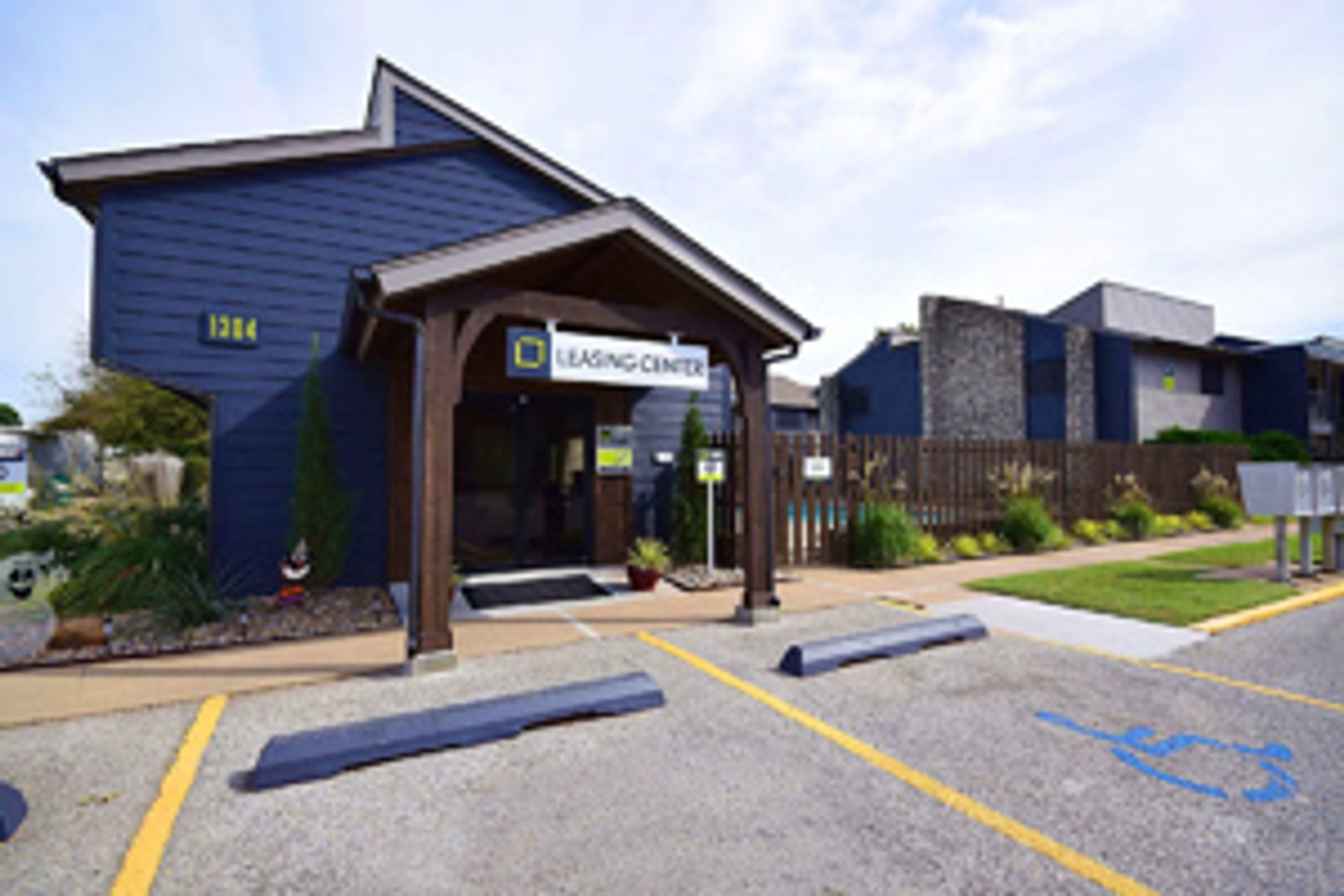 Norman Apartment: 1304 Wylie Rd