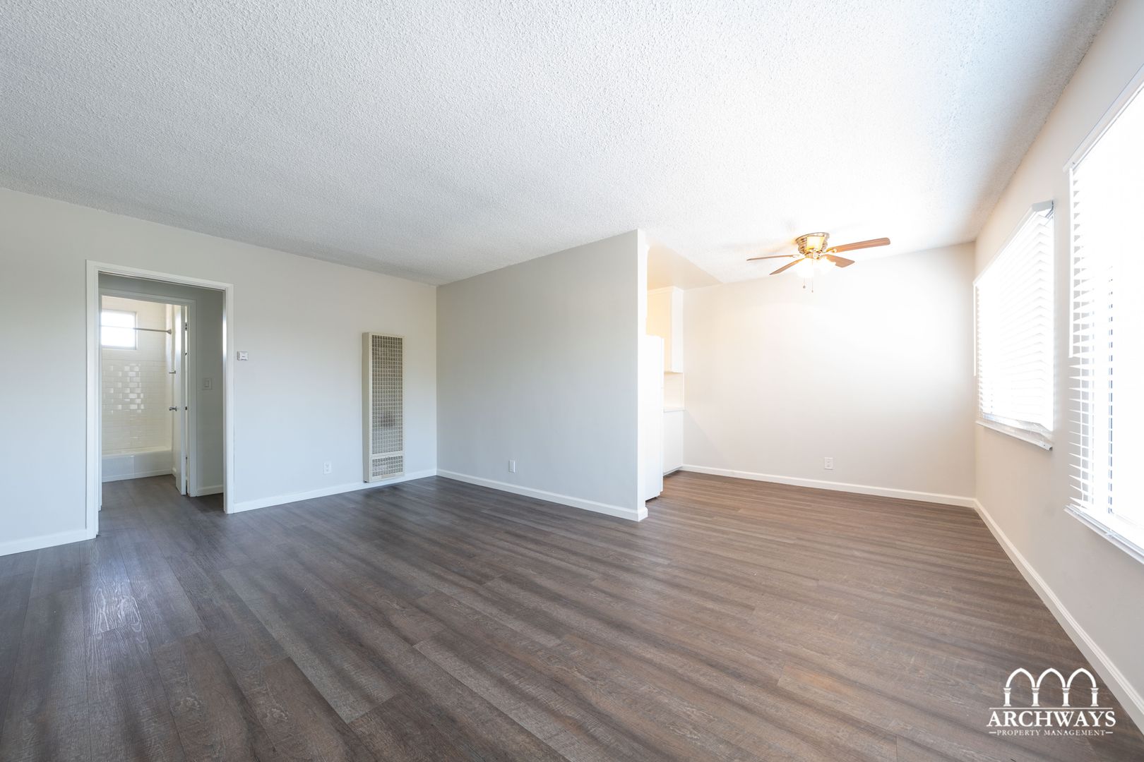 ~ Beautiful and Spacious 1 bd/1bath in Santa Monica ~ 2 of 12