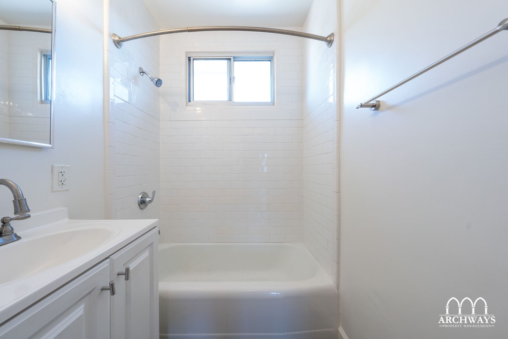 ~ Beautiful and Spacious 1 bd/1bath in Santa Monica ~ 11 of 12