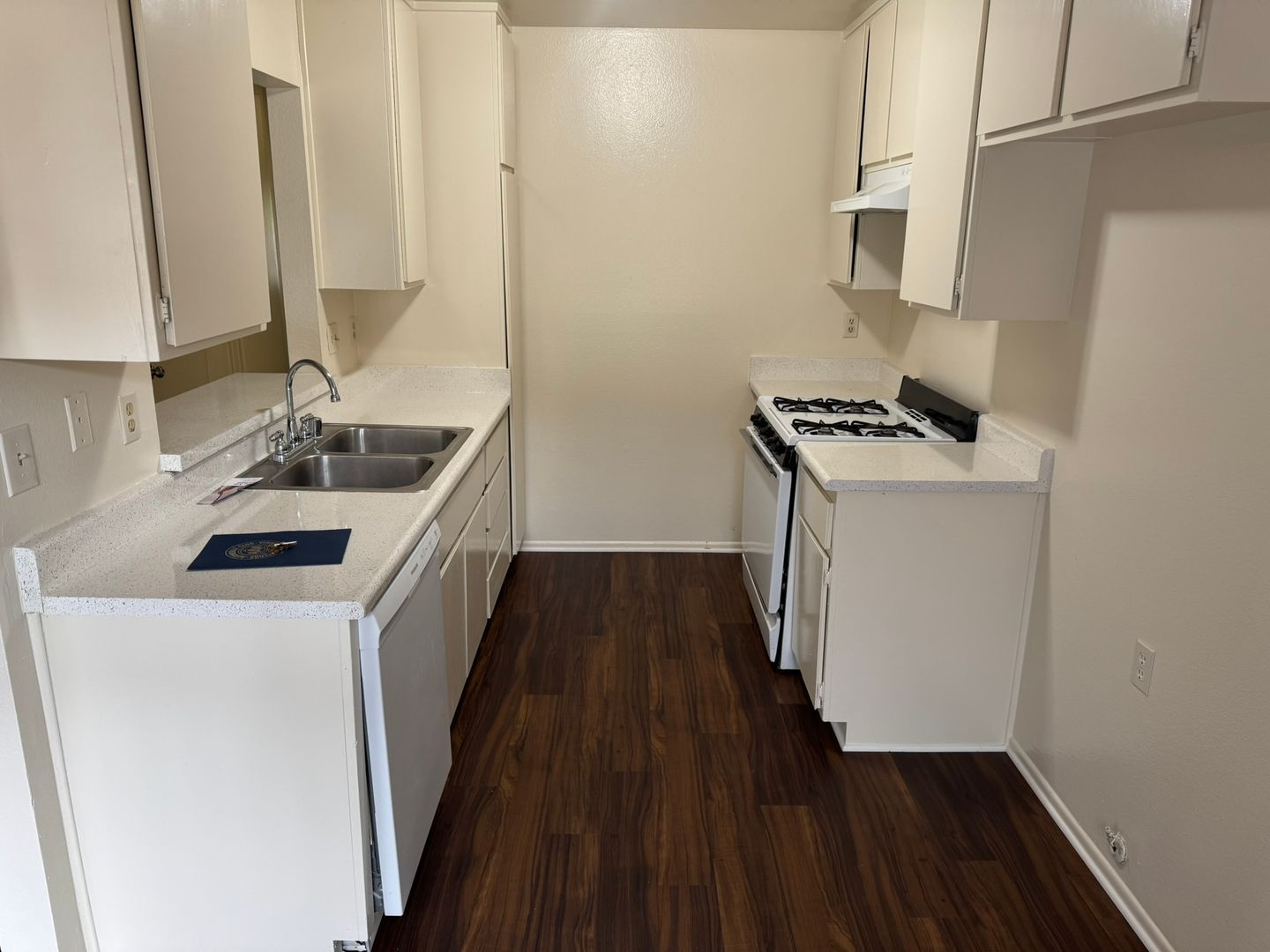 Upland Apartment: 420 E. 7th Street