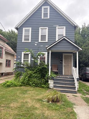 Freshly Renovated 2-Bedroom Unit in Historic Slavic Village – photo 1