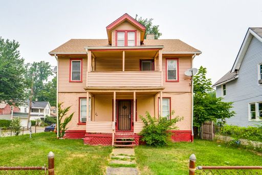 Updated One Bedroom – photo 1