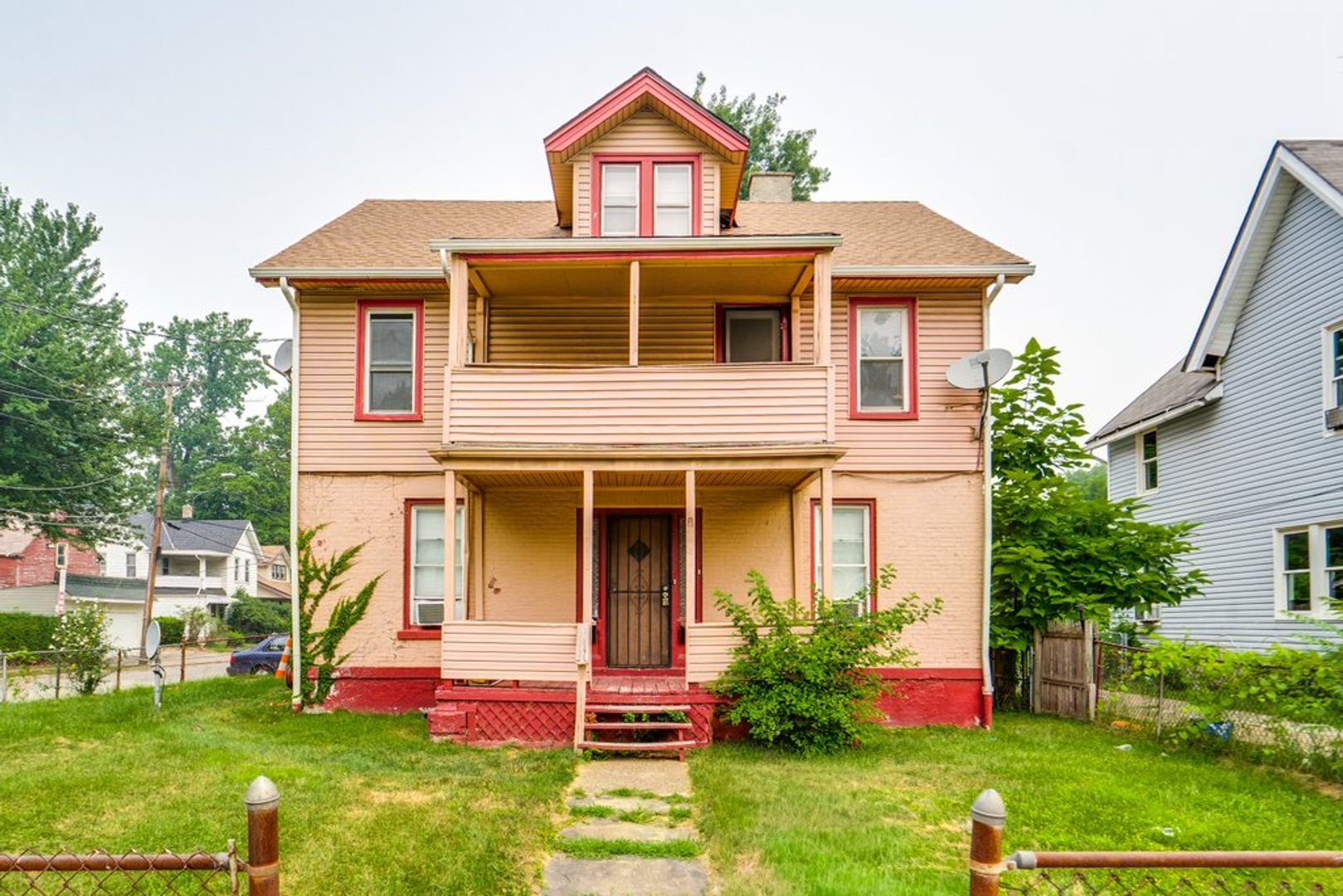 Cleveland Apartment: 2118 Denison Ave.