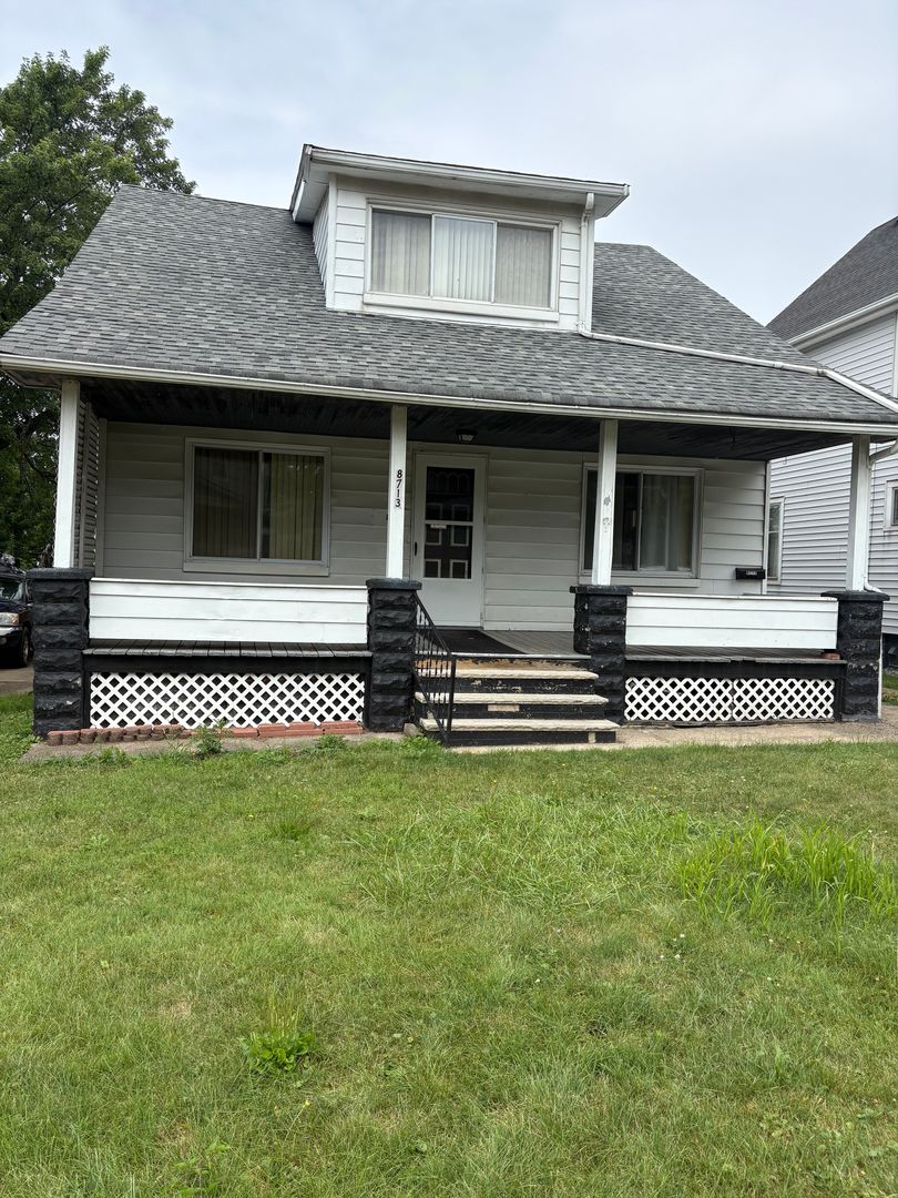 Cleveland House: 8713 Jeffries Ave