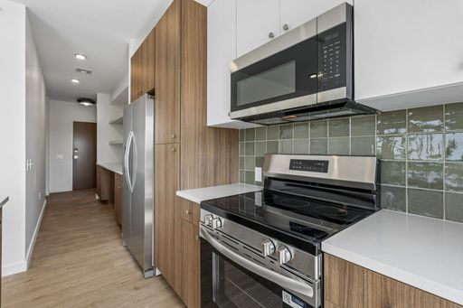 ✨NEW MOVE IN SPECIAL - CALL US FOR DETAILS✨ – photo 1