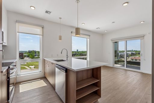 ✨NEW 2 BEDROOM IN NICHOLS HILLS✨ – photo 1