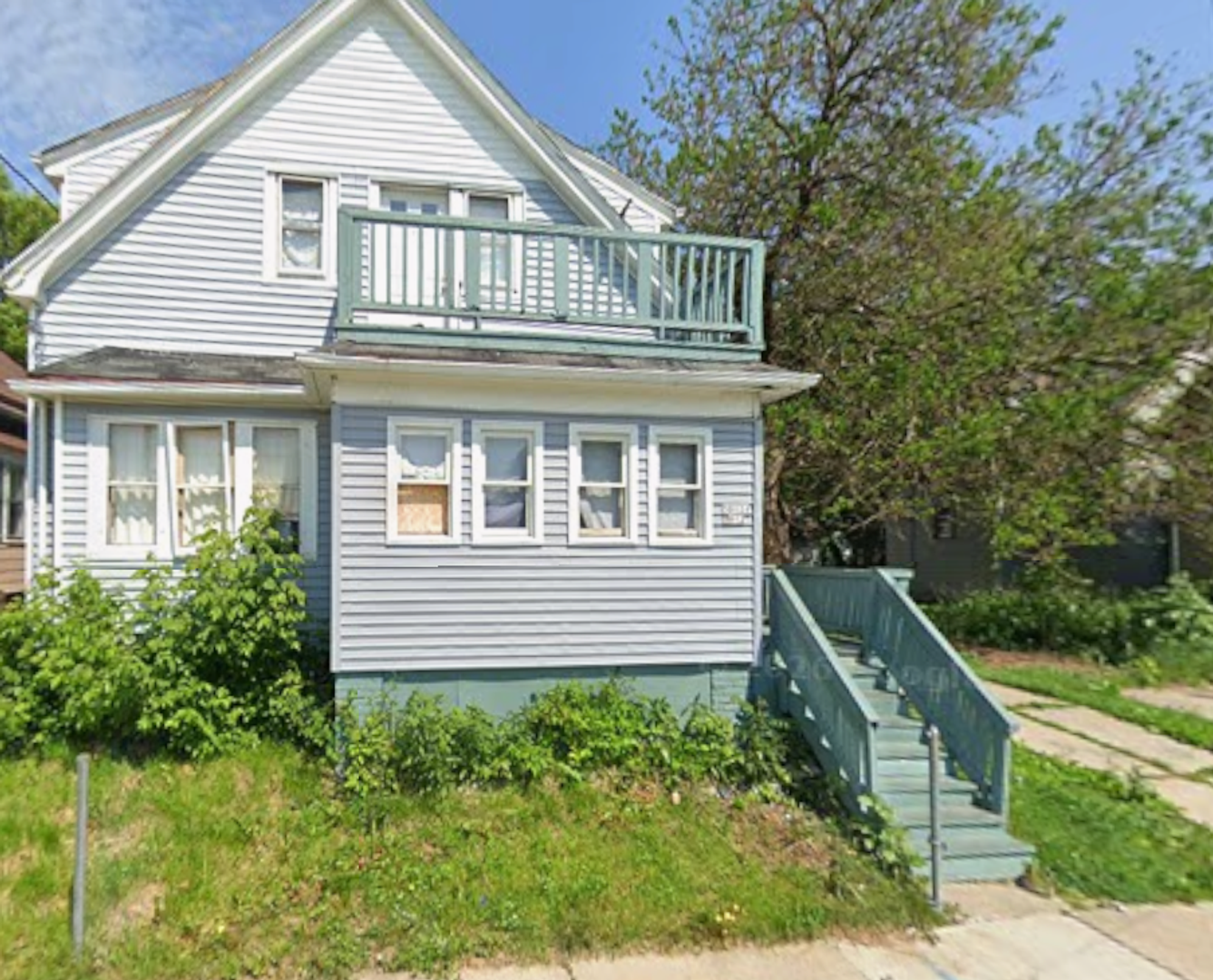 Milwaukee Apartment: 3012-3012A N 13th