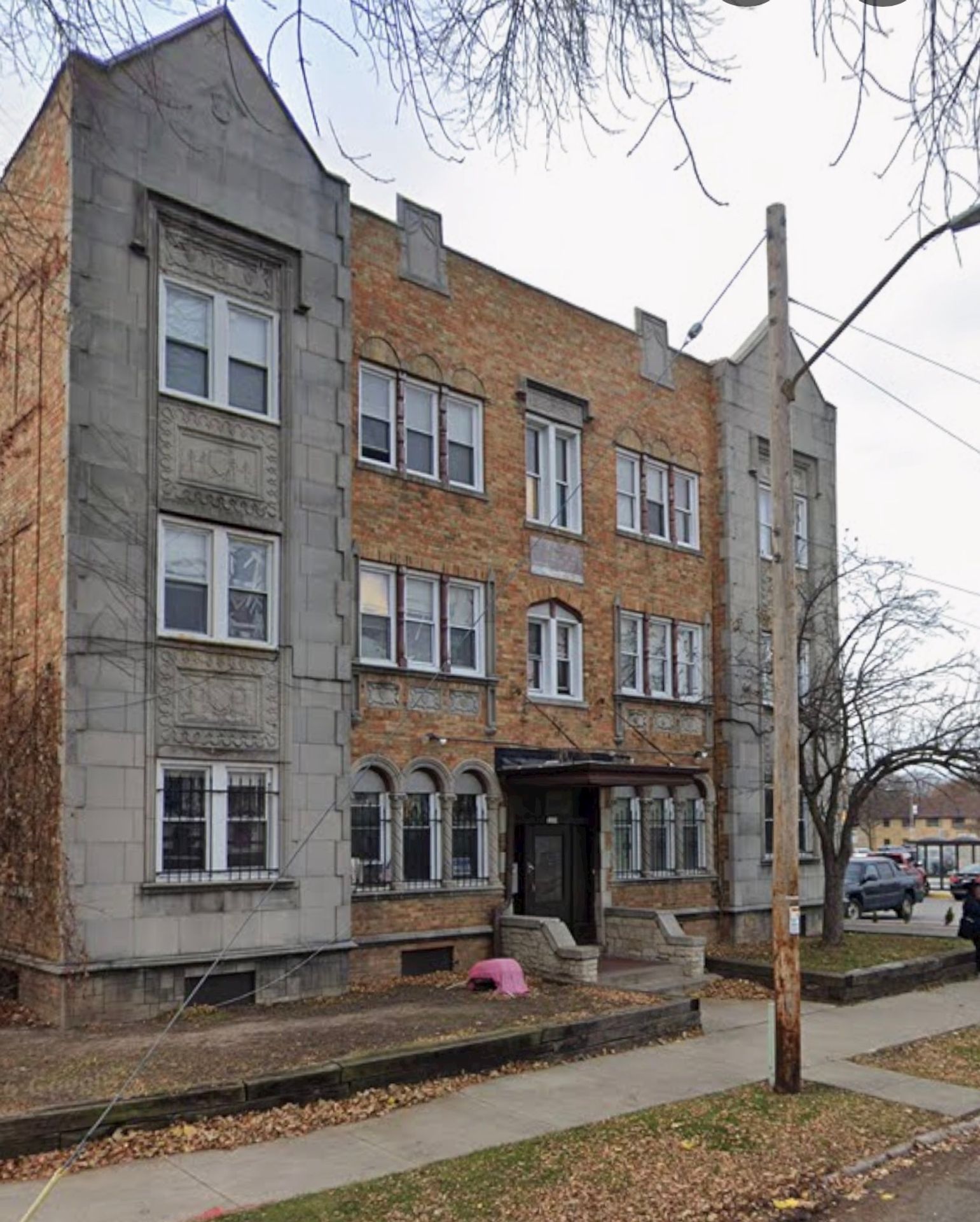 Milwaukee Apartment: 3959 N 19th Pl