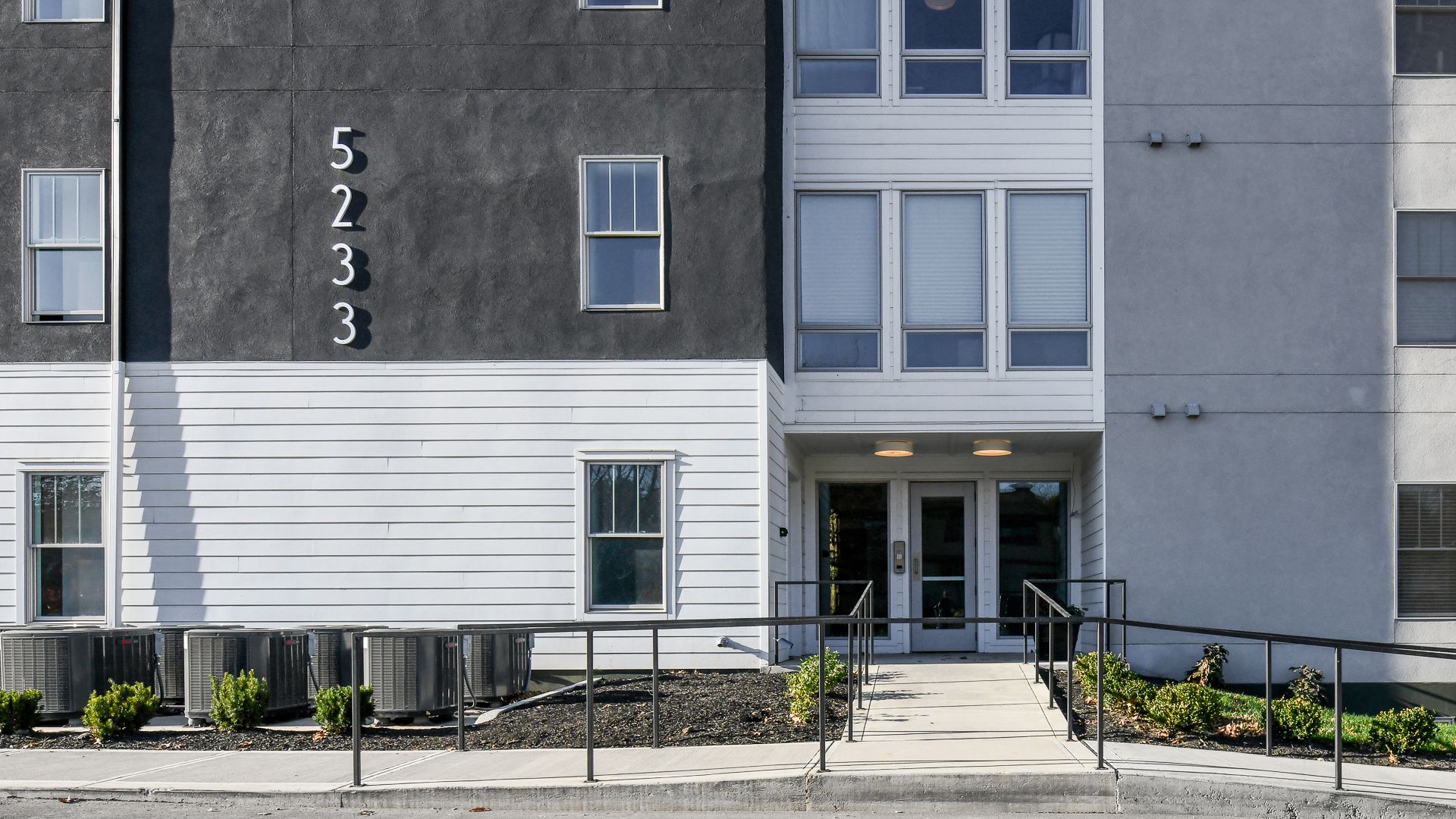 Westerville Apartment: 5233 Highpointe Lakes Dr. #401