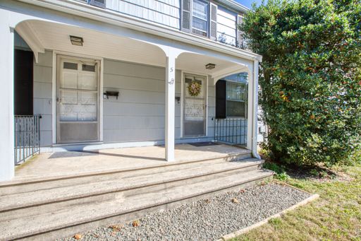 Duplex style 2 bedroom updated – photo 1