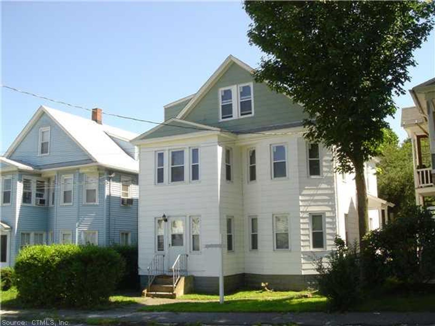 Torrington Apartment: 119 Culvert Street