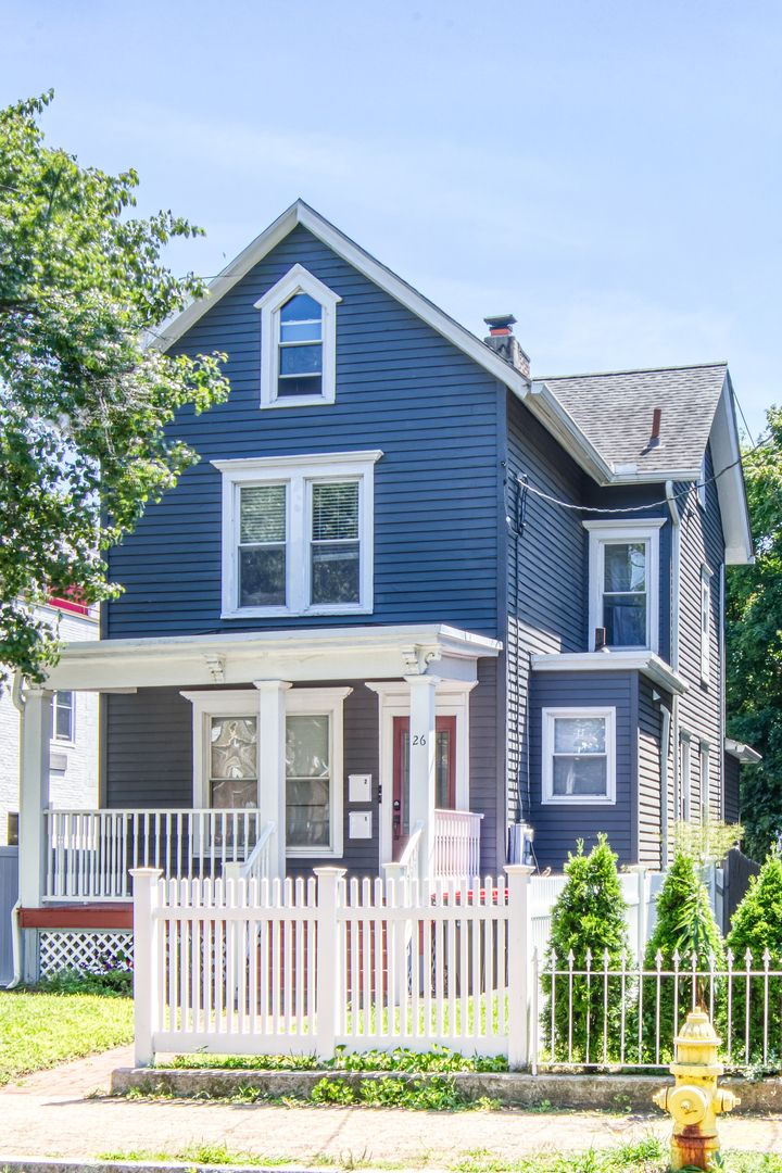 Norwalk Apartment: 26 Haviland Street - 2nd floor