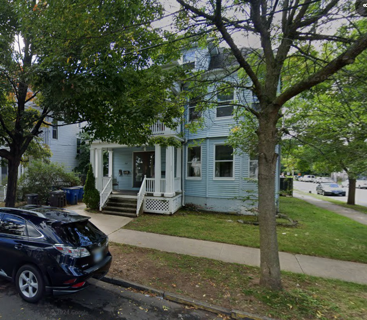 New Haven Apartment: 212 Maple St - 1st Floor