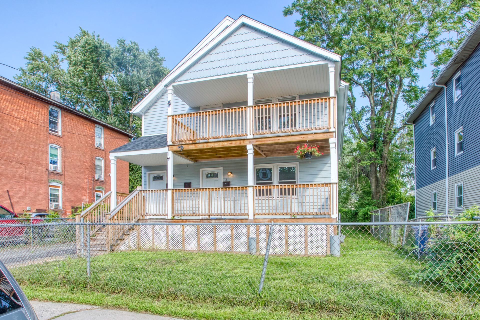 Hartford Apartment: 12 Martin Street - 1st Floor