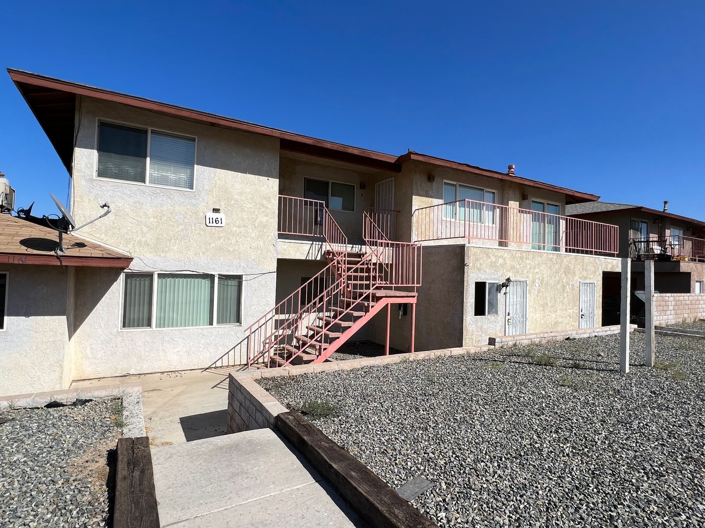 BARSTOW Apartment: 1161 BARSTOW ROAD