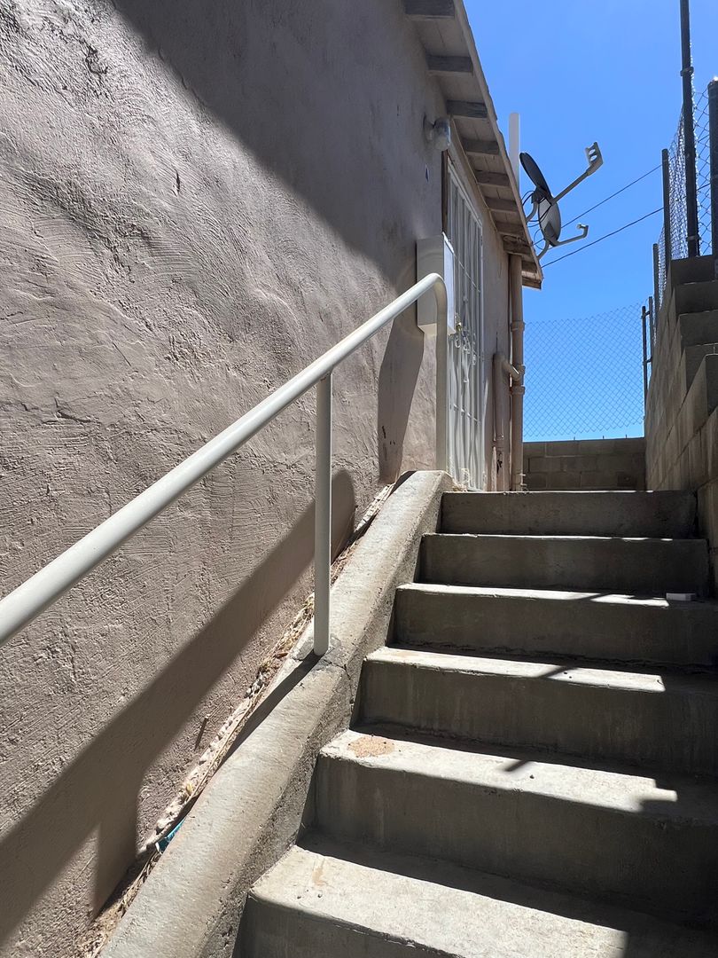 BARSTOW Apartment: 401 BARSTOW ROAD