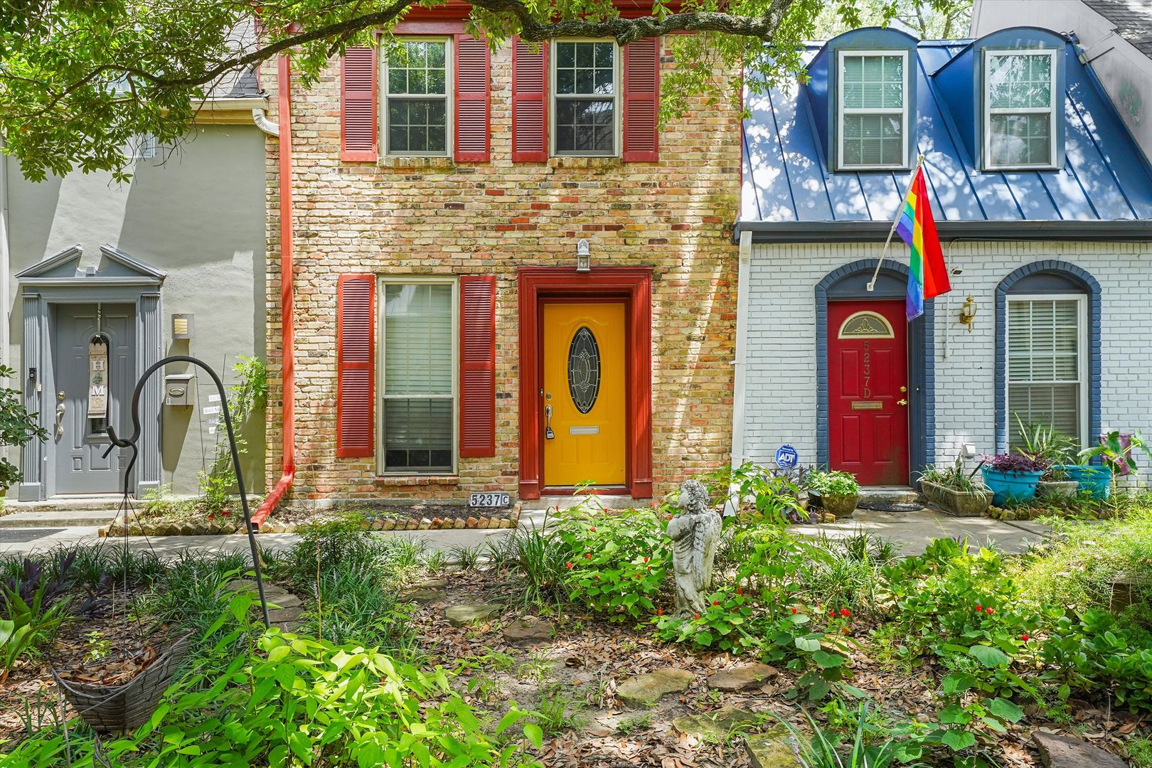 Houston House: 5237 Arboles Dr Apt C