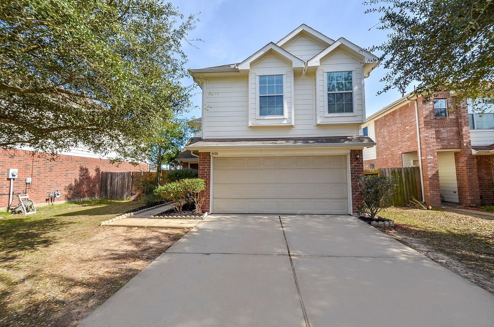 Katy House: 4606 Daisy Meadow Dr