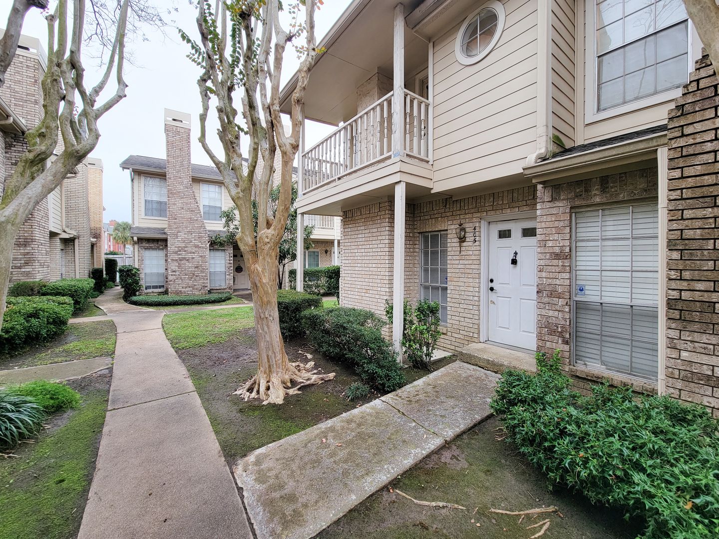 Houston House: 7575 Cambridge St #2405