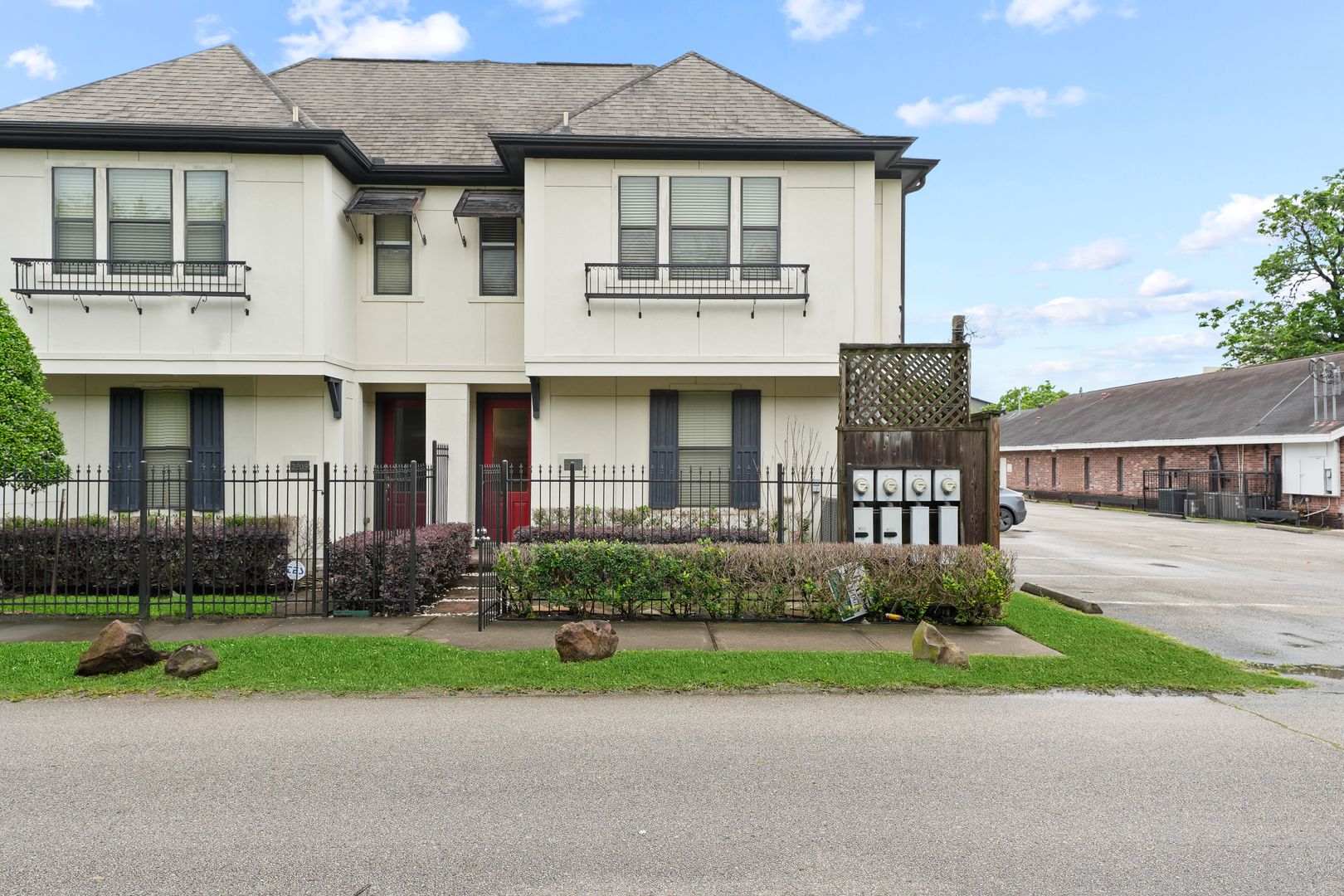 Houston House: 2305 Bastrop St Unit A