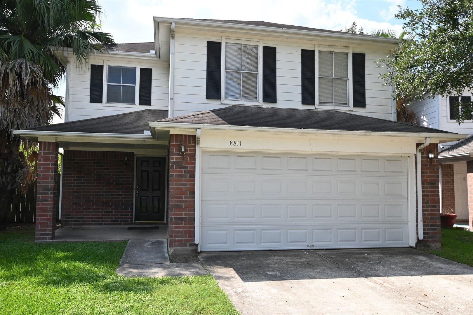Houston House: 8811 Baskove Drive