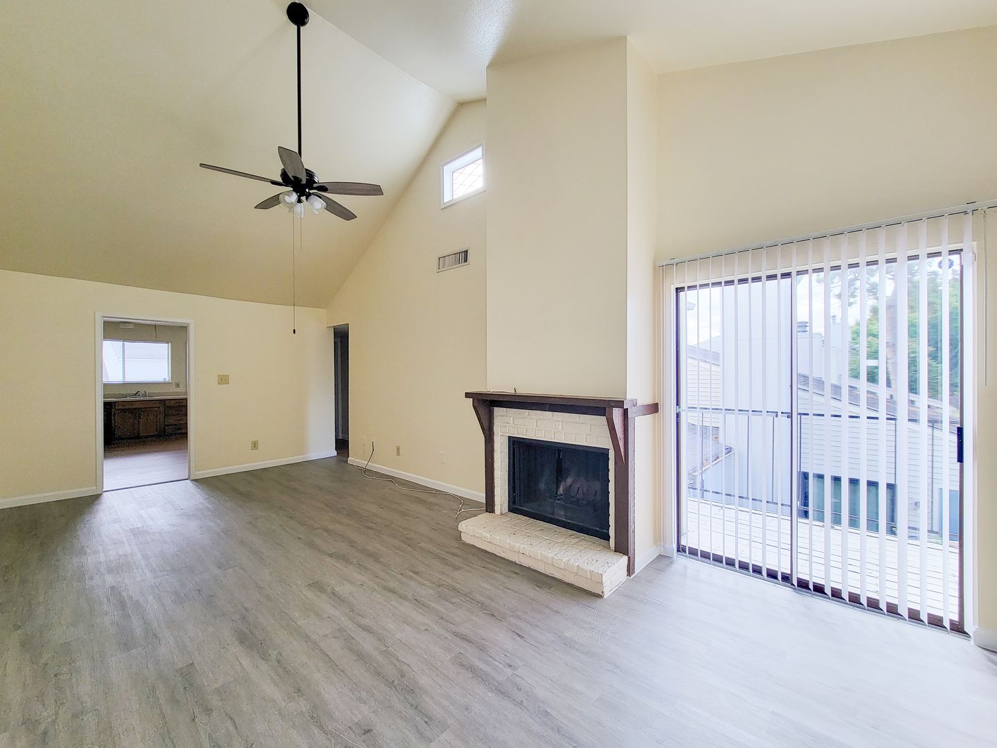 Houston Condo: 6401 Deihl Rd, Apt 205