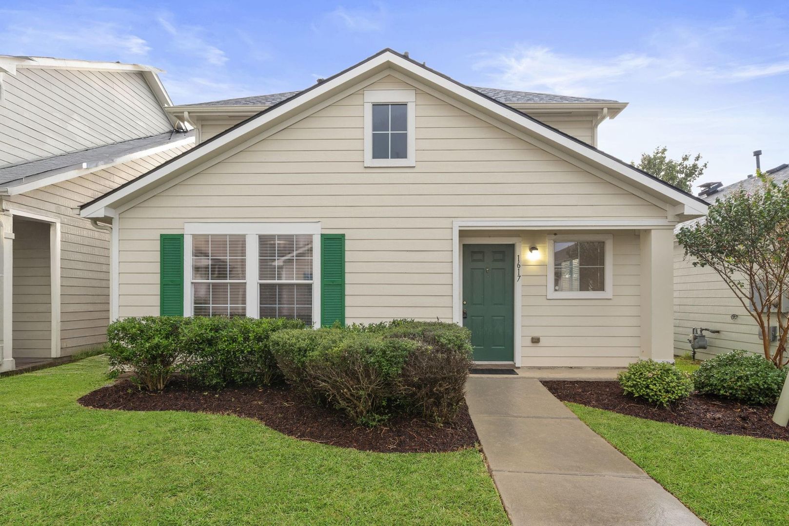 Houston House: 1617 Nichole Woods Dr