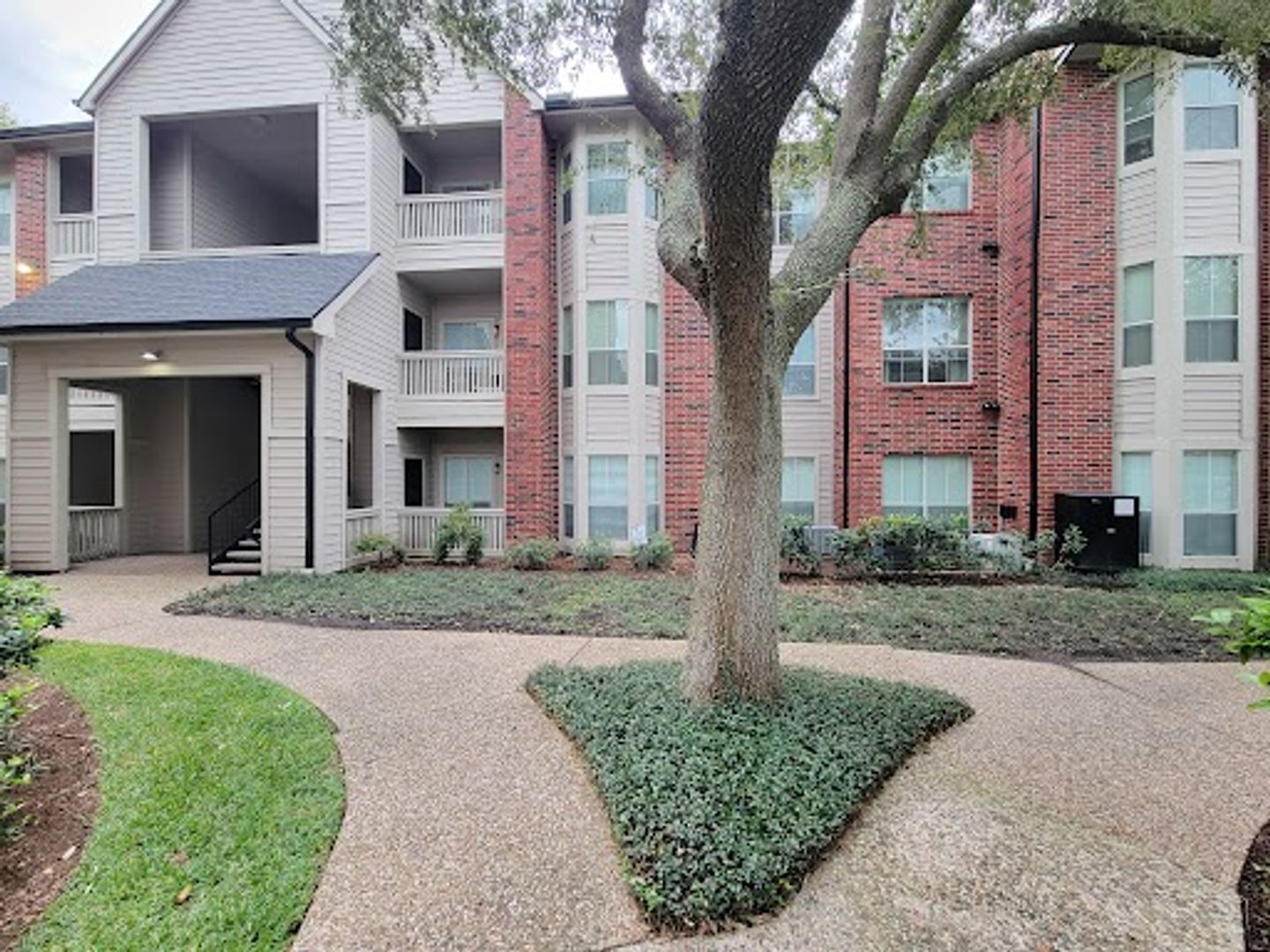 Houston House: 1330 Old Spanish Trl Apt 4211