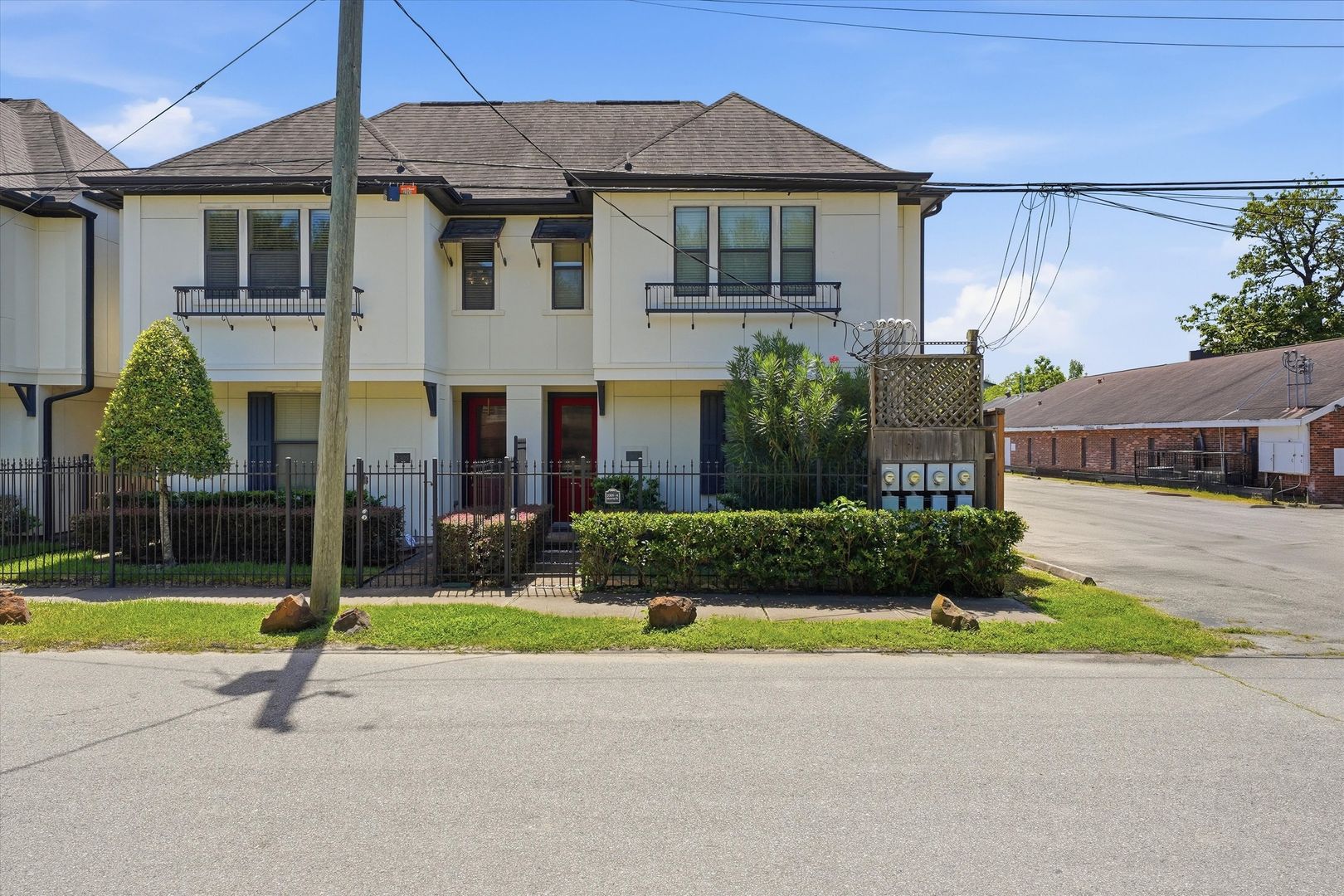 Houston House: 2305 Bastrop St Unit A