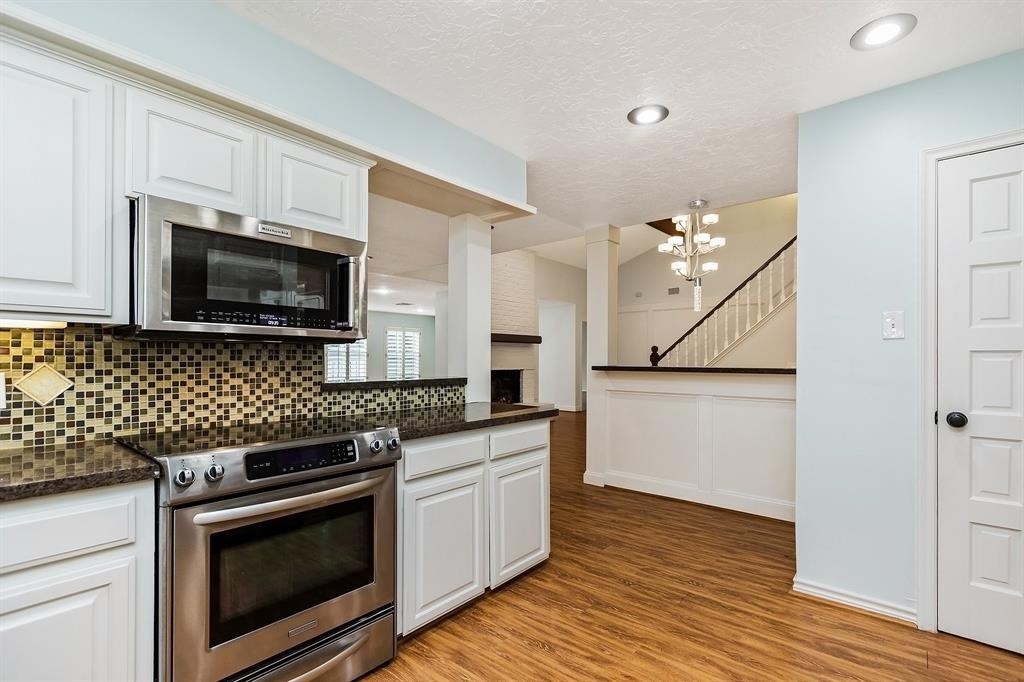 Sugarland House: 5511 Greentree Drive